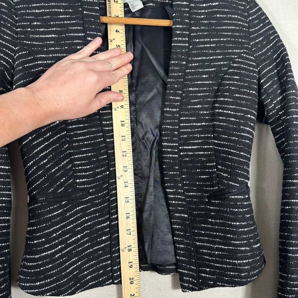 H&M open front